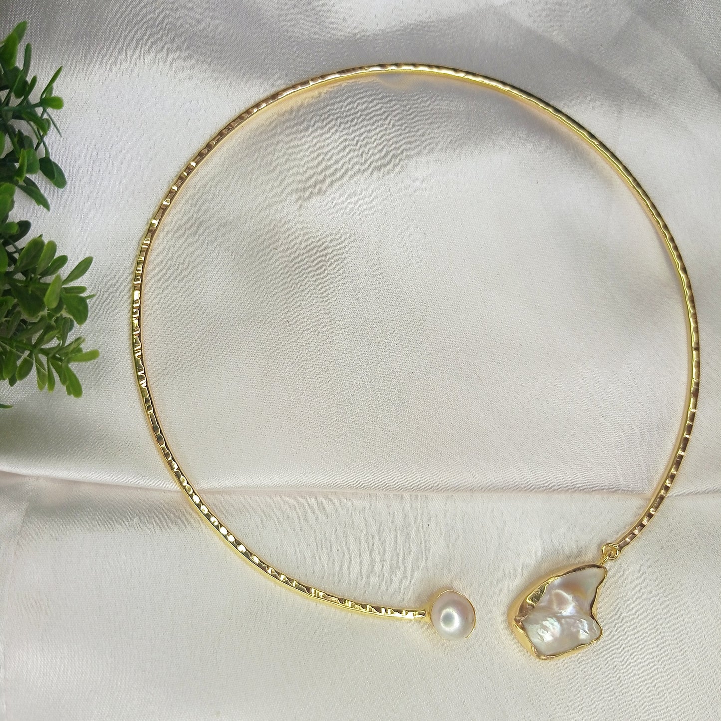 Elegant handcrafted gold choker necklace featuring unique baroque pearl accents, perfect for statement jewelry lovers and luxury fashion enthusiasts