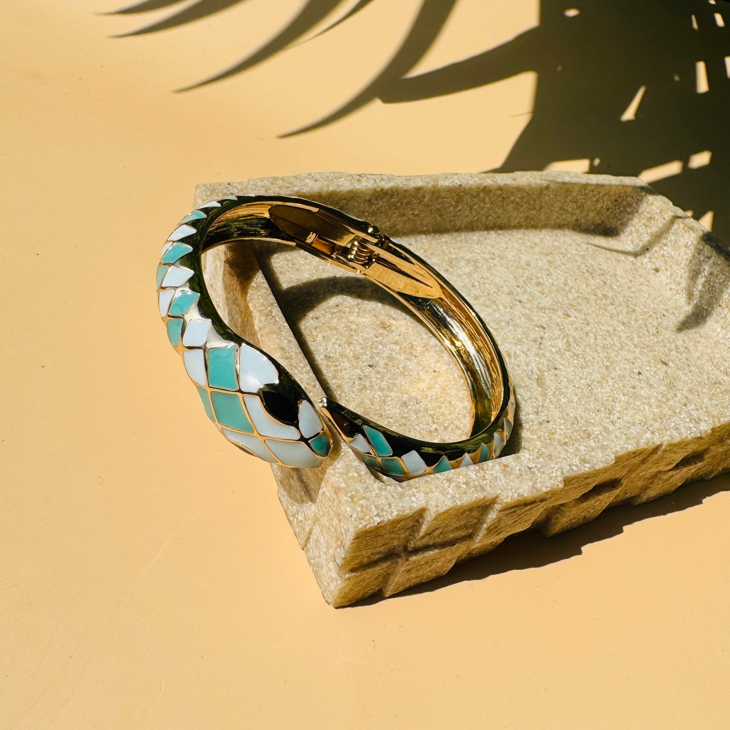 Snake-shaped enamel bangle.